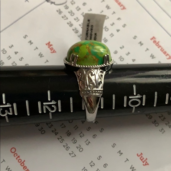 New Mojave Green Turquoise Ring - Picture 3 of 7